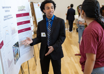 At the 18th annual Undergraduate Findings Conference, students share their findings