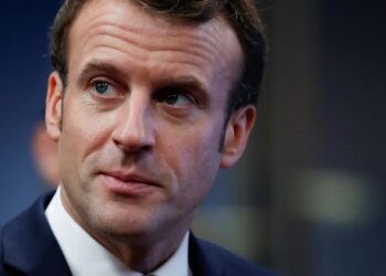 Barricades, betrayal, and conflicts: Macron sparks a turbulent week in French politics
