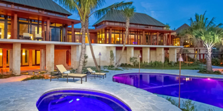 $19.75 million Ohana sale breaks Longboat Key record
