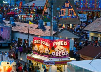 The Madeira Field Feast of the blessed sacrament begins in New Bedford