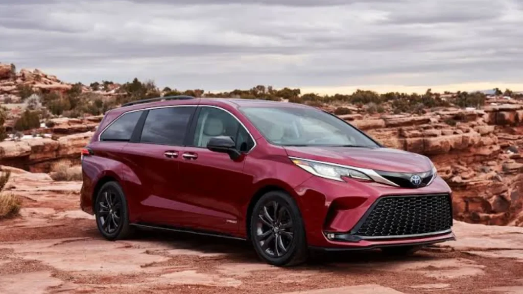 Top 10 Best Hybrid Cars in 2026